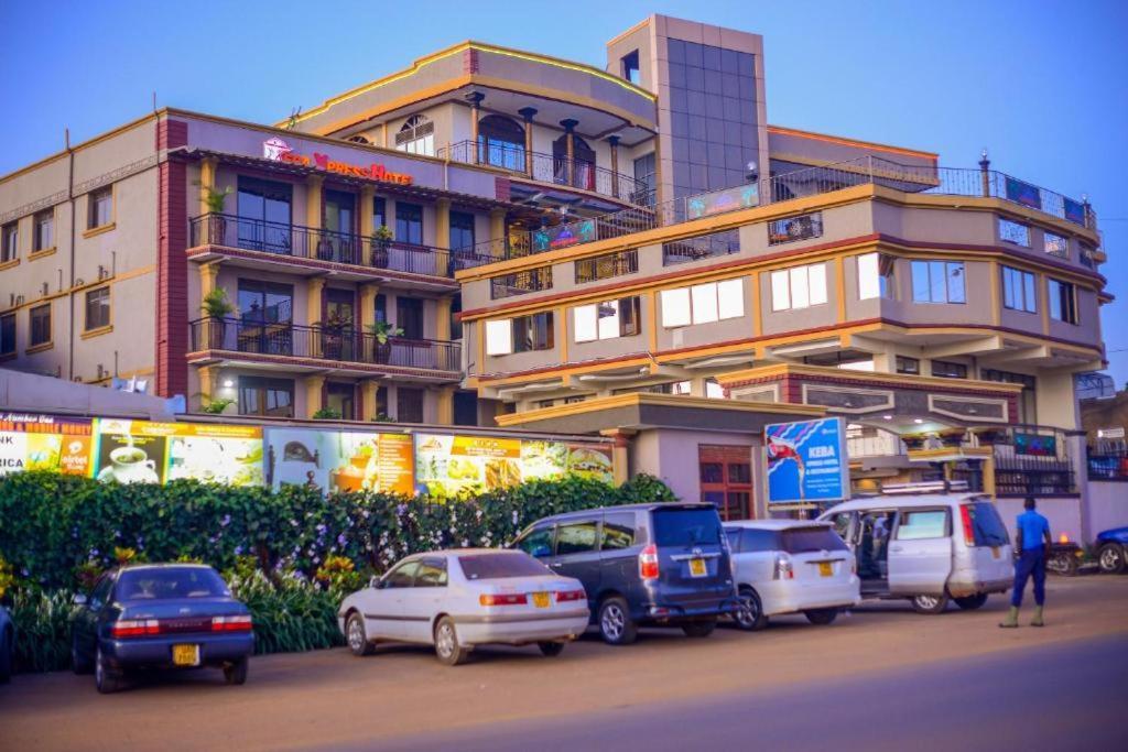 Keba Xpress Hotel - 恩德培 外观 照片